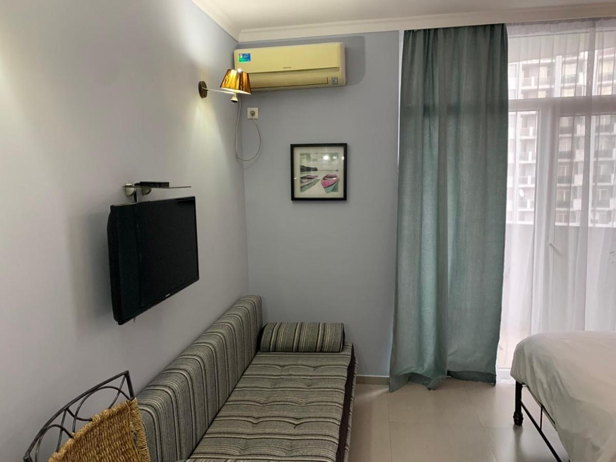 Apart Hotel Luxor 바투미 외부 사진