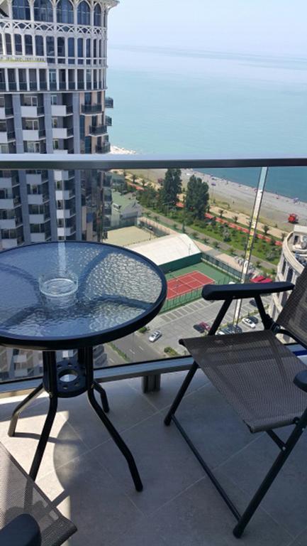 Apart Hotel Luxor 바투미 외부 사진