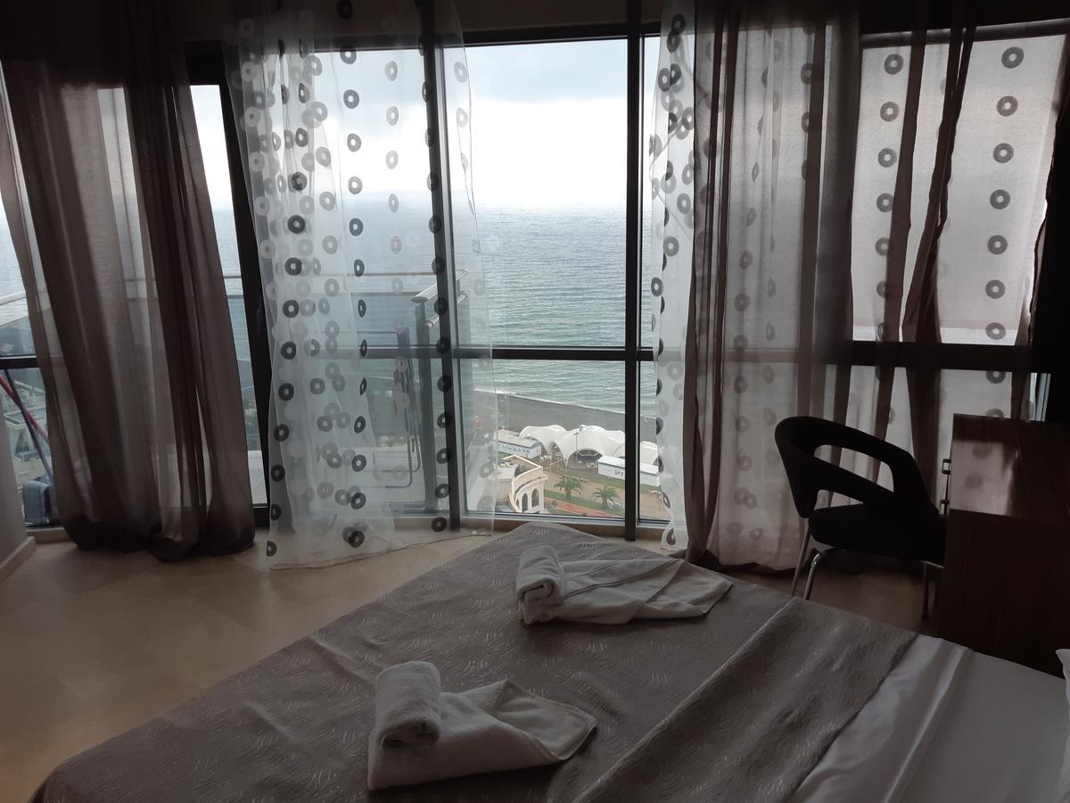 Apart Hotel Luxor 바투미 외부 사진