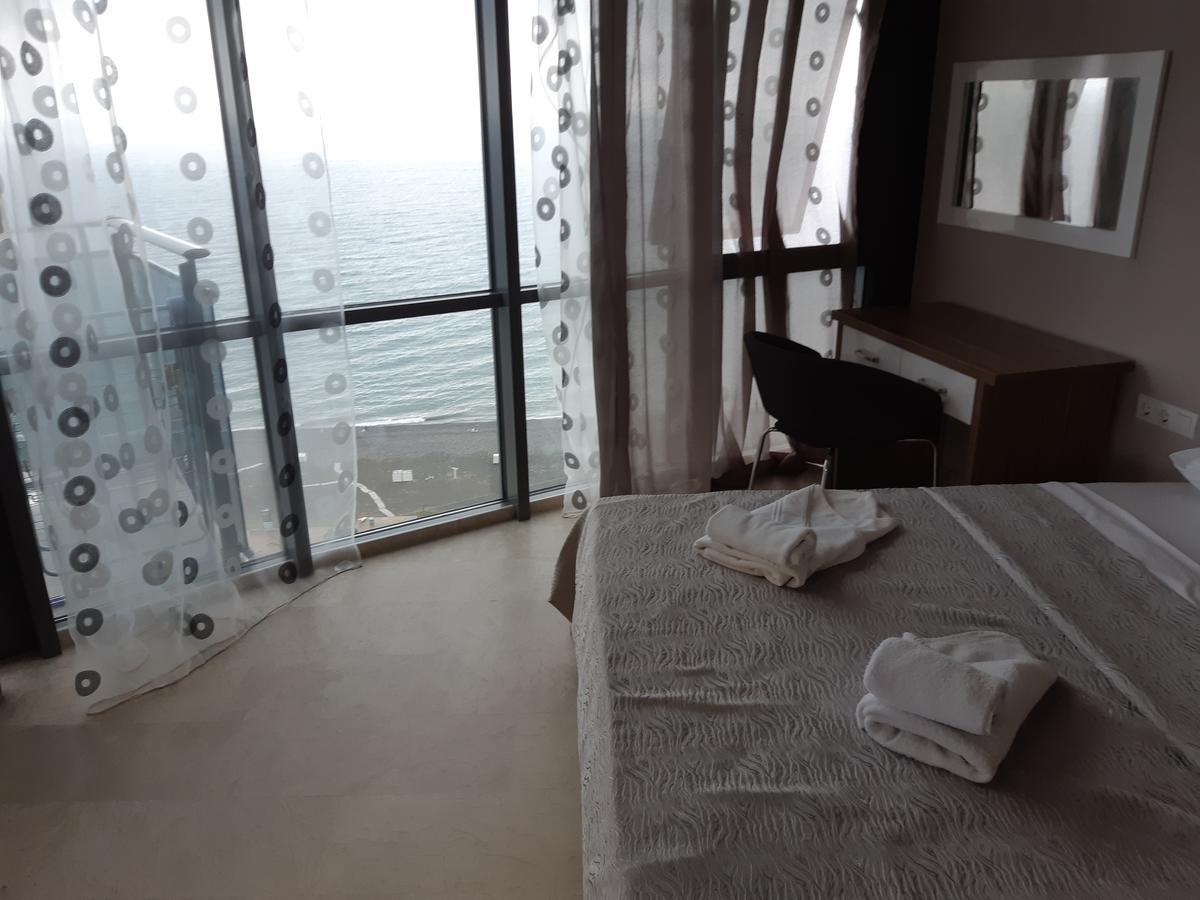 Apart Hotel Luxor 바투미 외부 사진